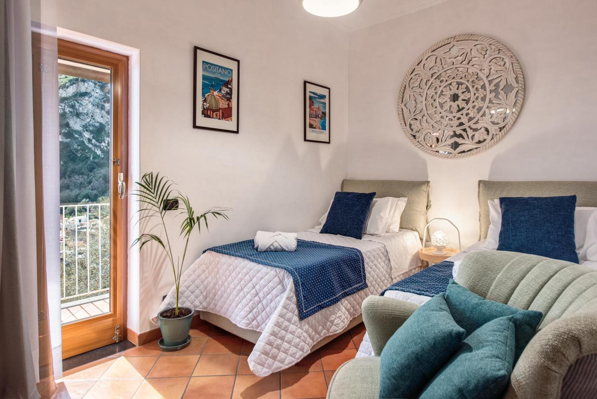 Villa Islamorada Pool And Sea View Масса-Лубренсе Экстерьер фото