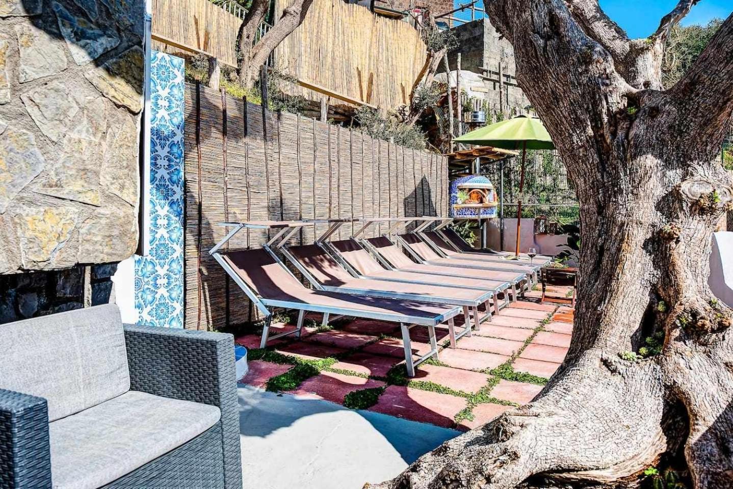 Villa Islamorada Pool And Sea View Масса-Лубренсе Экстерьер фото