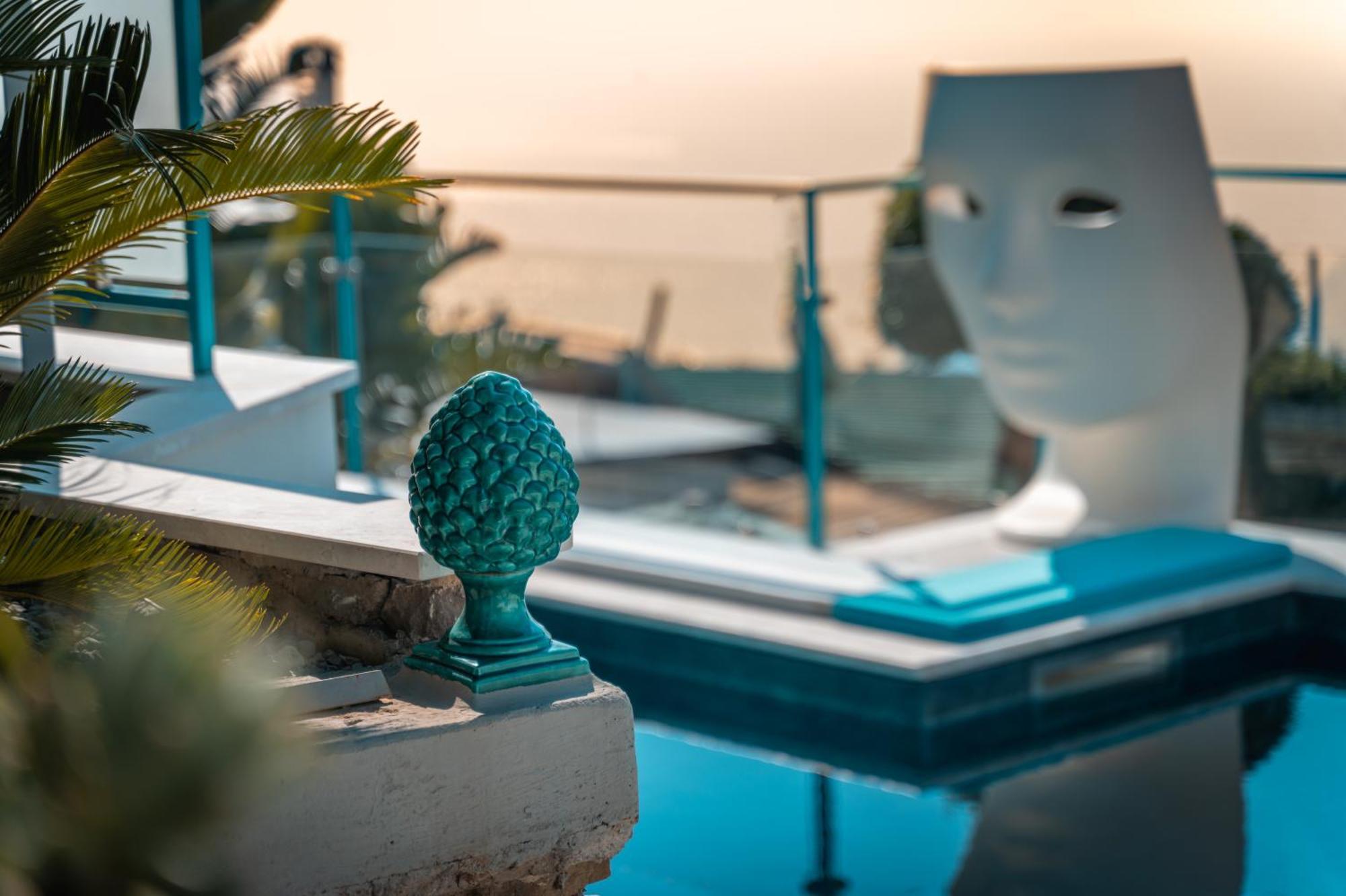 Villa Islamorada Pool And Sea View Масса-Лубренсе Экстерьер фото