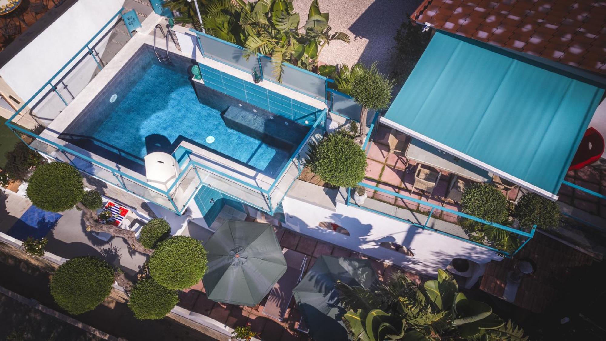 Villa Islamorada Pool And Sea View Масса-Лубренсе Экстерьер фото